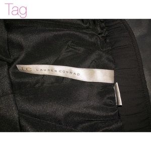 NWOT Lauren Conrad Black Scalloped Shorts